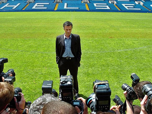 José Mourinho presentation at Chelsea FC, in 2004