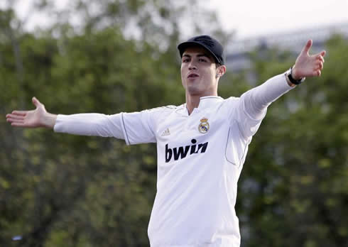 Cristiano Ronaldo celebrating La Liga title for Real Madrid, in the Cibeles, in 2012