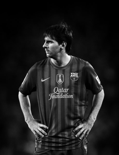Lionel Messi, black and white wallpaper in Barcelona 2012