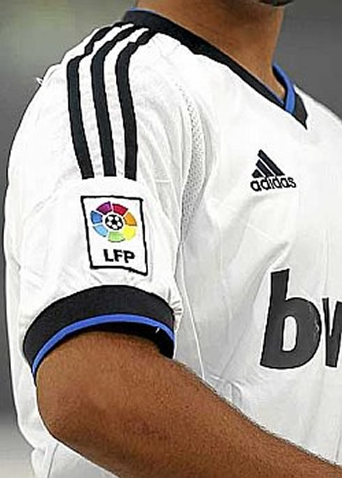 The new Real Madrid jersey uniform/kit, for 2012-2013, short slieve detail
