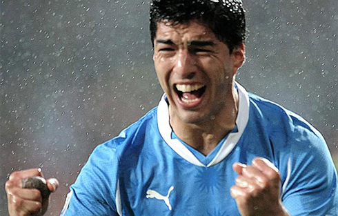 Luis Suárez crying after scoring a goal for Uruguay