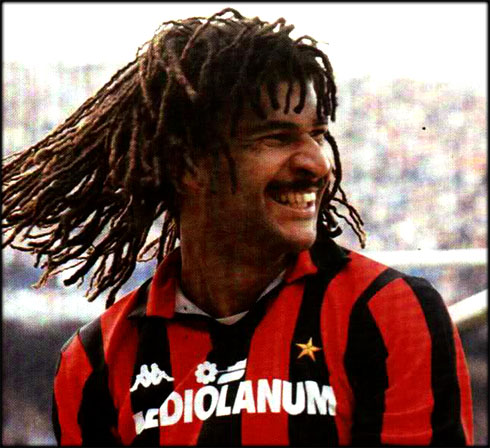 Ruud Gullit big hair, in a game for AC Milan