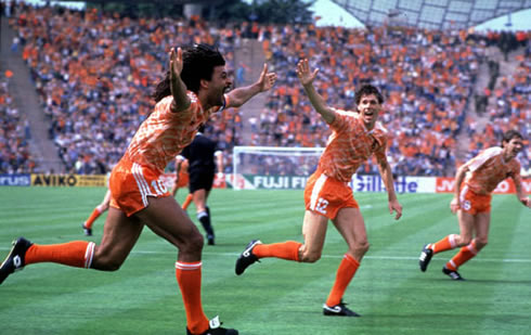 Ruud Gullit scoring the Netherlands, Holland winning goal in the EURO 1988
