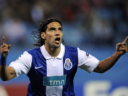 Radamel Falcao celebrating a goal for FC Porto and looking at the sky