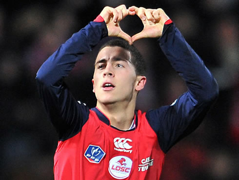 Eden Hazard celebrating a goal, by making the love/heart gesture with his hands