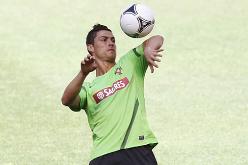 Cristiano Ronaldo doing a trick with his shoulder in Portugal, in 2012