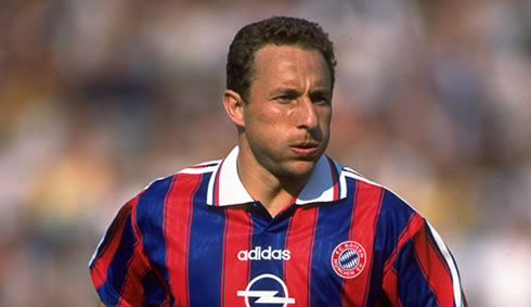 Jean-Pierre Papin, playing for Bayern Munich