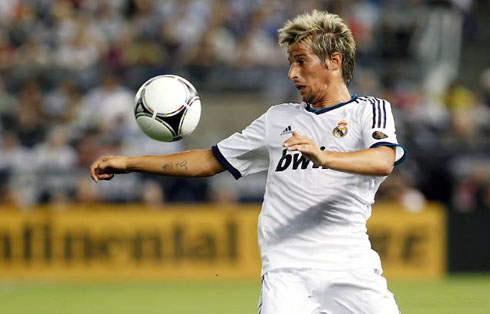 Fábio Coentrão blonde hair, during the Real Madrid pre-season, in 2012-2013