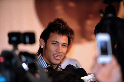 Neymar getting a rockstar attention and acting with style and fashion sense