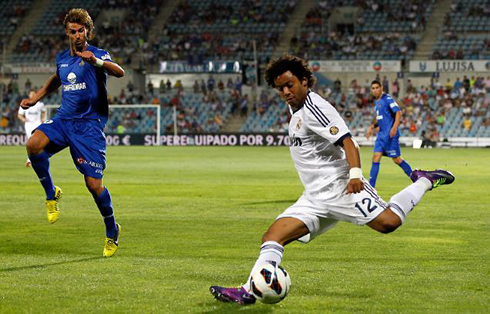 Marcelo in action at the game between Getafe and Real Madrid, in 2012-2013