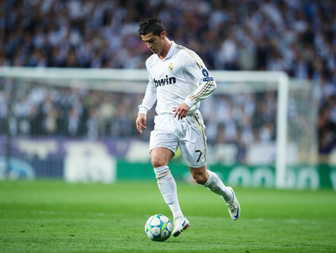 Cristiano Ronaldo, Real Madrid star soccer player wallpaper, in 2012-2013