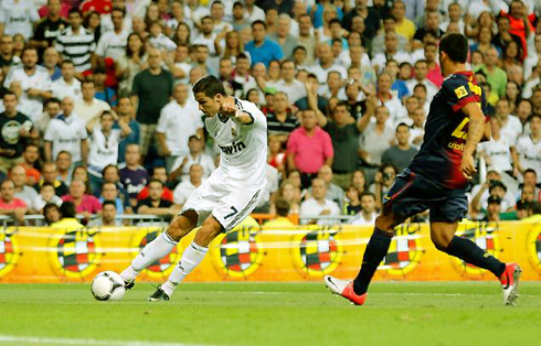Cristiano Ronaldo right foot goal in Real Madrid vs Barcelona, at the Spanish Supercup final, in 2012-2013