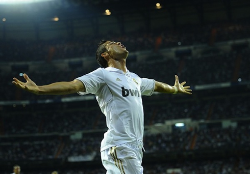 Cristiano Ronaldo, king of the Santiago Bernabéu, in a Real Madrid wallpaper for 2012-2013