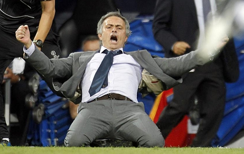 José Mourinho sliding knee goal celebration, showing all his joy and rage after Ronaldo's late winning goal, in Real Madrid vs Manchester City, at the UCL 2012-2013
