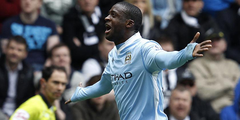 Yaya Touré goal celebration at Manchester City, in 2012-2013