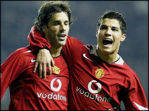 Cristiano Ronaldo with his arm around Ruud van Nistelrooy, in Manchester United in 2005
