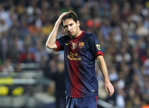 Lionel Messi not believing in the goal Ronaldo scored in Barcelona 2-2 Real Madrid, for La Liga 2012-2013