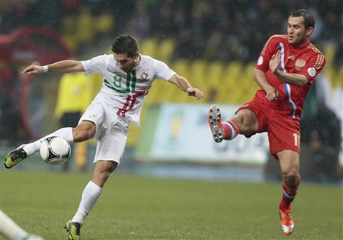João Moutinho dominating Portugal's midfield against Russia, for the World Cup 2014 qualifying group stage