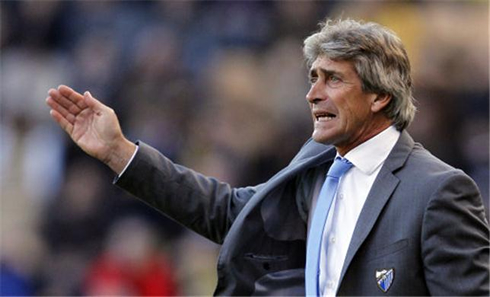 Manuel Pellegrini coaching Malaga CF, in La Liga 2011-2012