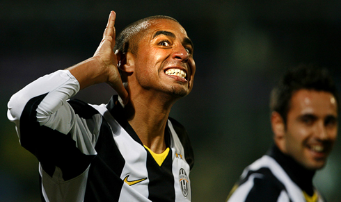 David Trézéguet asking the crowd to make more noise, after he had just scored a goal for Juventus