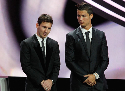 Cristiano Ronaldo upset and jealous of Lionel Messi in an awards ceremony in 2012-2013