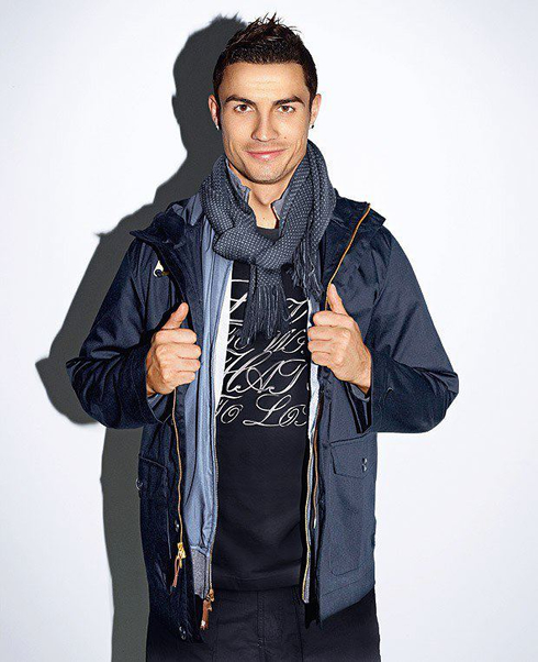Cristiano Ronaldo new fashion clothes, modelling for Nike's new collection in 2012-2013