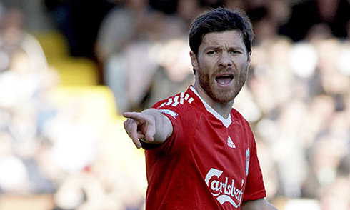 Xabi Alonso, Liverpool legend between 2004 and 2009