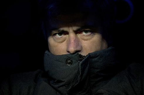 José Mourinho hidden in the shadows of the darkness, in Real Madrid in 2012-2013
