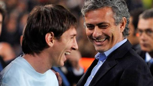 José Mourinho and Lionel Messi smiling, while standing next to each other