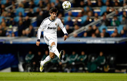Alvaro Morata superb finish, scoring a goal for Real Madrid in 2012-2013