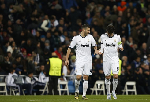 Karim Benzema and Ricardo Kaká walking next to each other, in Real Madrid 2012-2013
