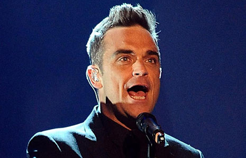 Robbie Williams singing Angels live