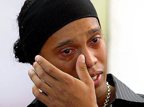 Ronaldinho crying