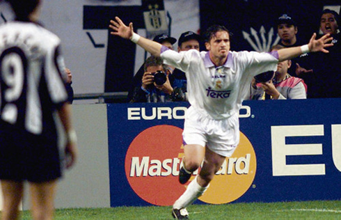 Pedrag Mijatovic scoring and celebrating goal in Real Madrid 1-0 Juventus, for the Champions League final in 1998