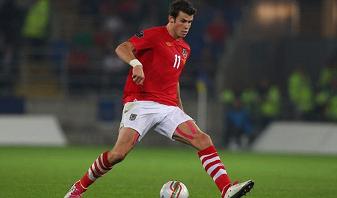 Gareth Bale tricks and dribbling in a game for Wales, in 2012-2013