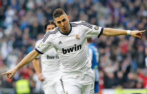 Karim Benzema with a new haircut for 2013, celebrating Real Madrid first goal in 2013