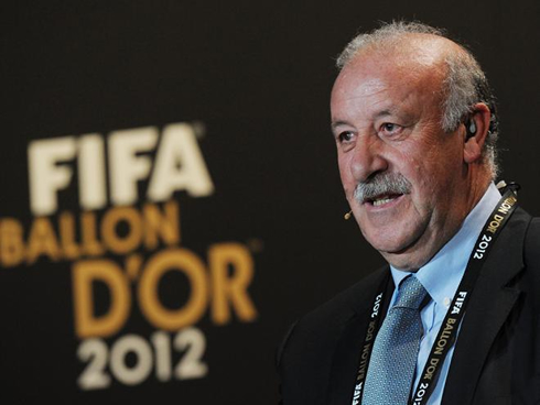 Vicente del Bosque answering questions from journalists in the FIFA Balon d'Or 2012
