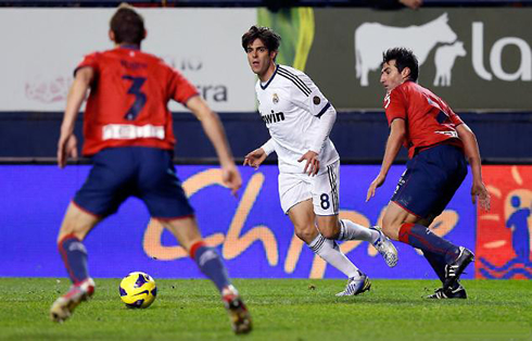 Kaká playing for Real Madrid in 2013