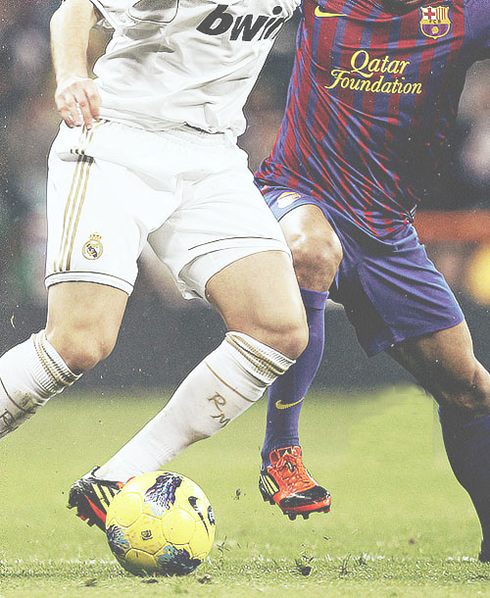 El Clasico Real Madrid vs Barcelona wallpaper and game poster 2013