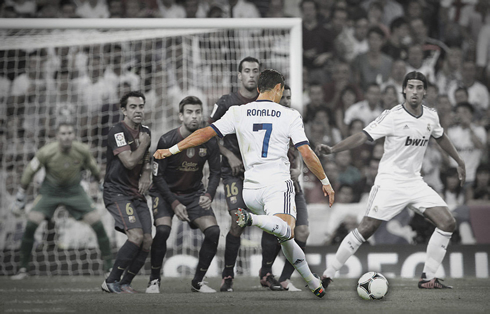 Cristiano Ronaldo free-kick in Real Madrid vs Barcelona, in 2013