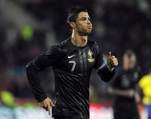 Cristiano Ronaldo wearing the new Portugal black away kit, in 2013