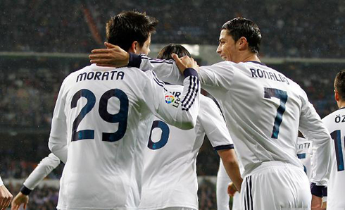 Cristiano Ronaldo giving his congratulations to Álvaro Morata, after his goal in Real Madrid vs Rayo Vallecano
