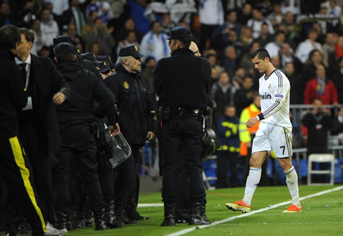 Cristiano Ronaldo walking away from the Santiago Bernabéu with his head down, in 2013