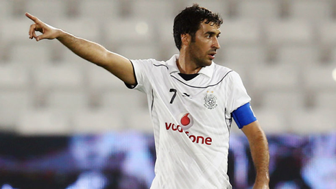 Raúl Gonzalez playing football in Qatar, in Al Sadd, in 2012-2013