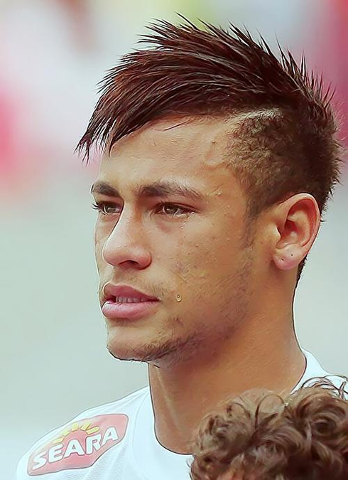 Neymar crying on his last game for Santos, in 2013