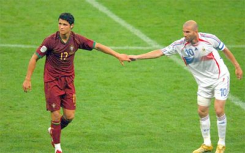 Zidane and Cristiano Ronaldo handshake, in 2006 FIFA World Cup between France and Portugal