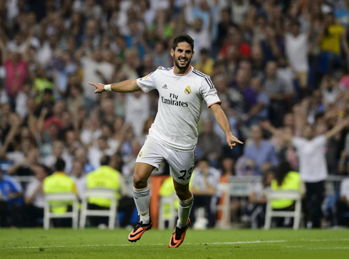 Isco celebrating a goal for Real Madrid, at the Bernabéu