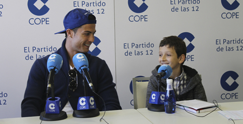 Cristiano Ronaldo answering questions from kids, on a Spanish radio event