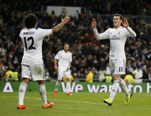 Gareth Bale thanking Marcelo for his two assists, in Real Madrid vs Valladolid