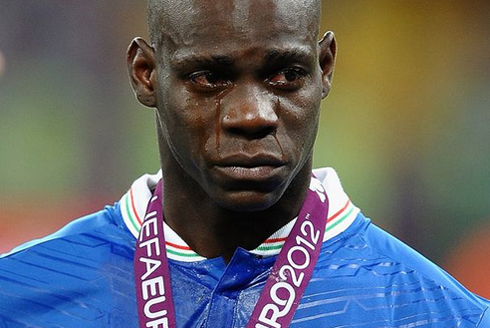 Mario Balotelli crying and in tears, in Italy